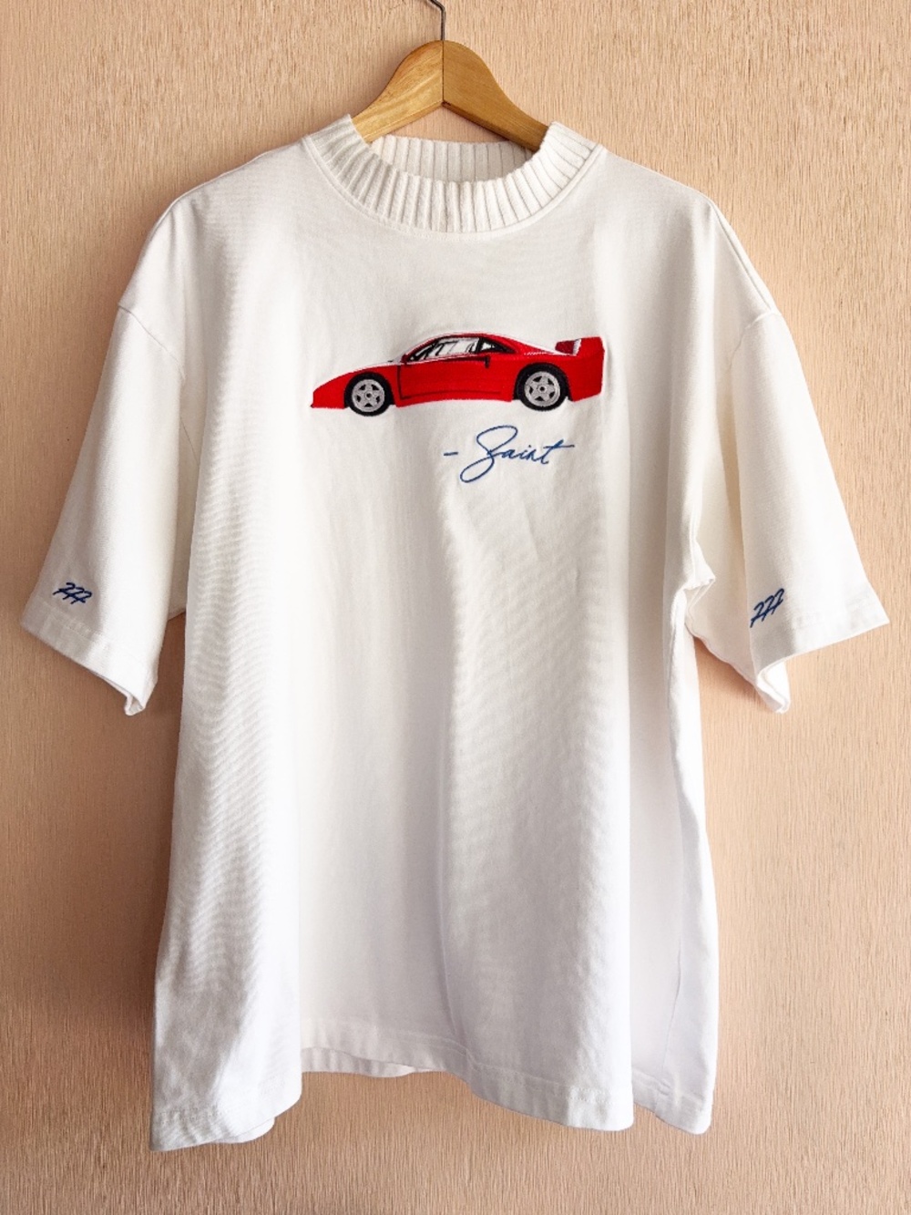 Saint 777 Red Car Embroidered WhiteT Shirt Mens XL  Cotton Boxy Fit Tee
